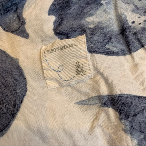 Moon and Stars Baby Nursery Crib Sheets (2), Decorative Pillow and Mobile - Picture 9 of 14